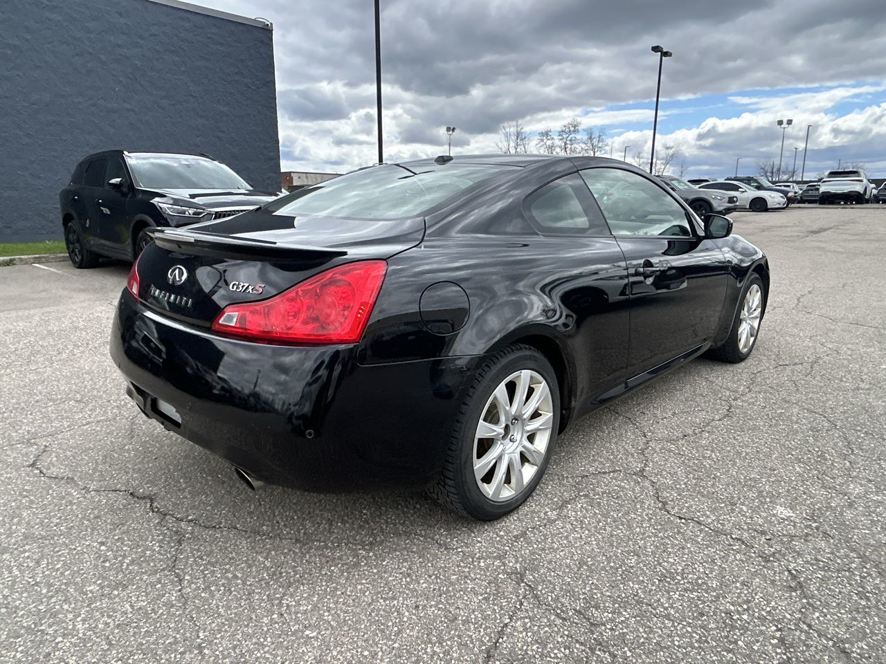 2012 Infiniti G37