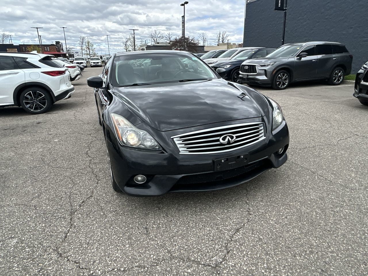 2012 Infiniti G37