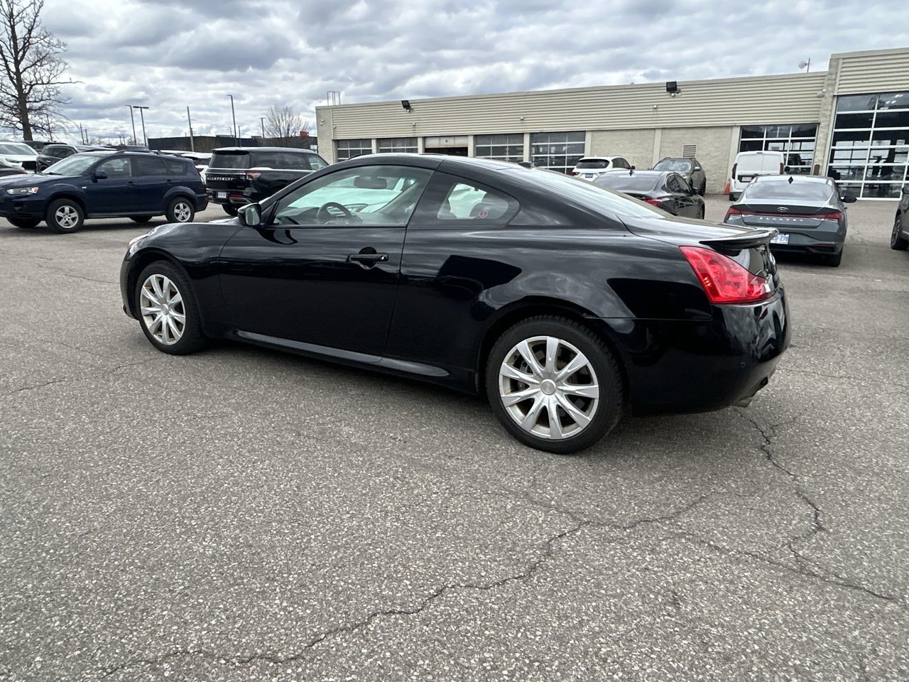 2012 Infiniti G37