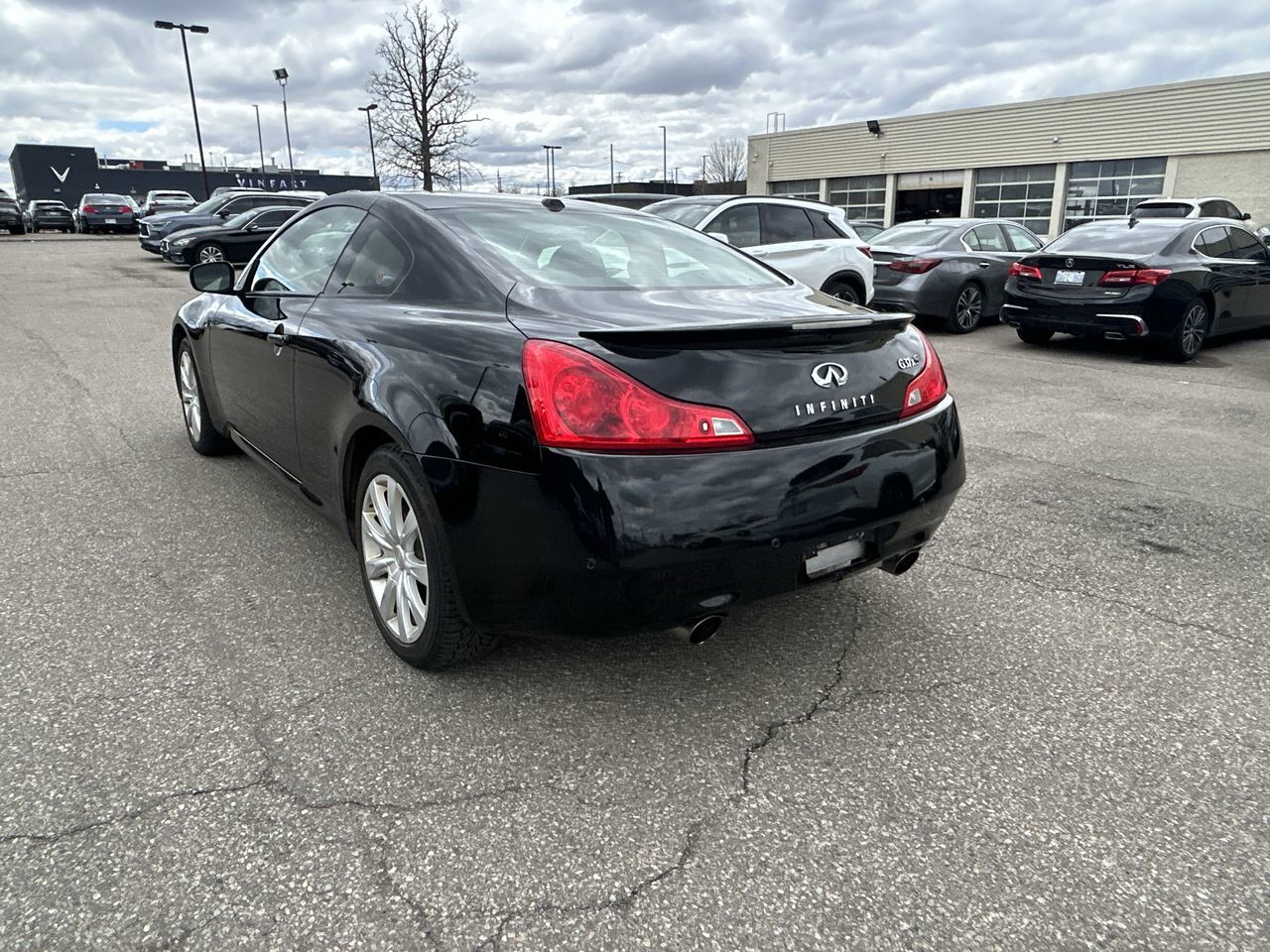 2012 Infiniti G37
