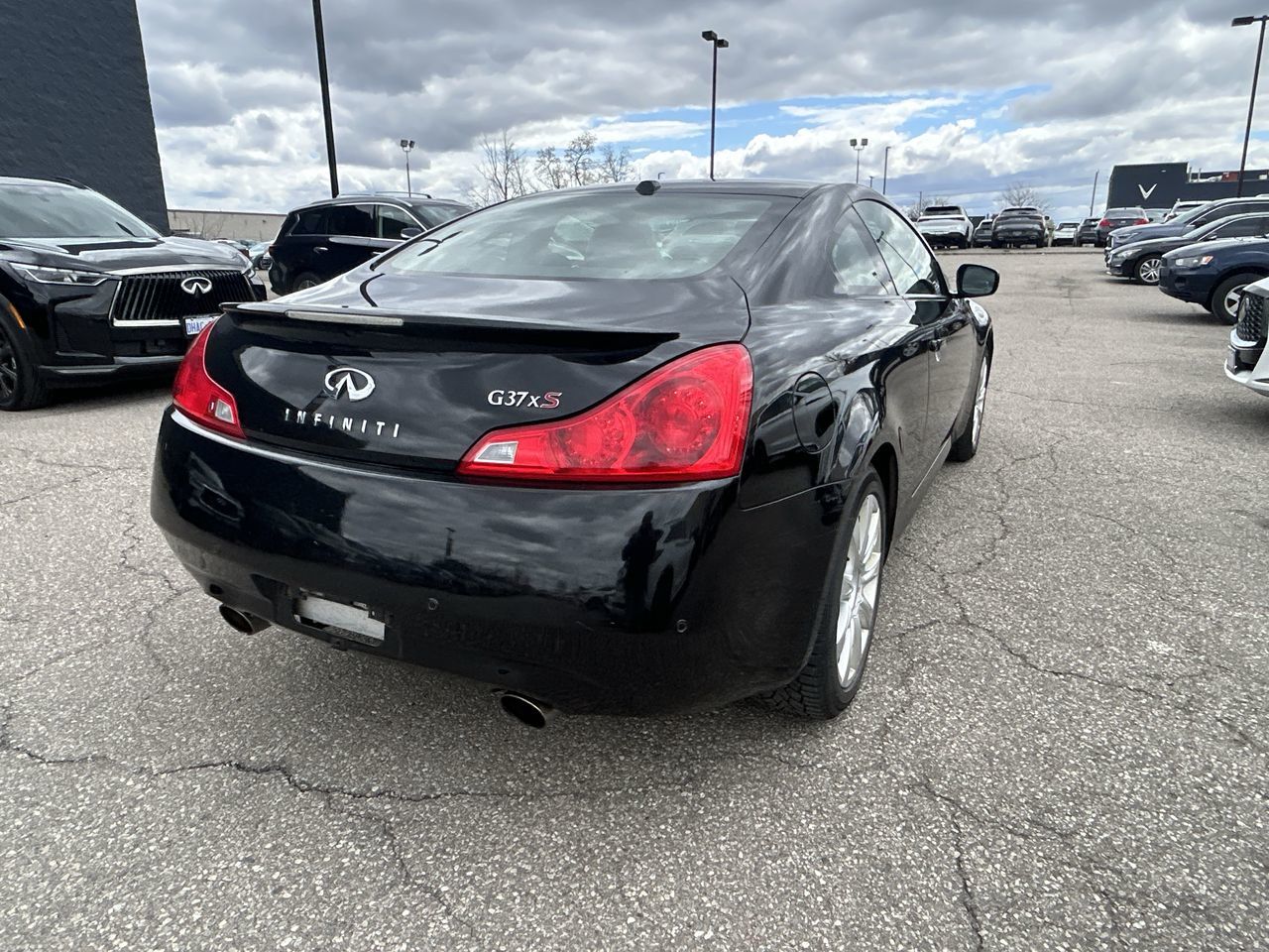 2012 Infiniti G37
