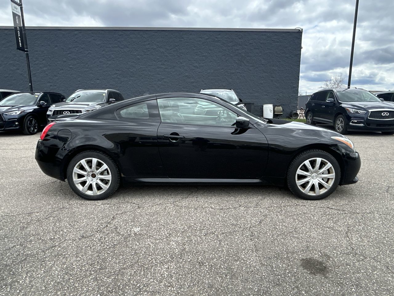 2012 Infiniti G37
