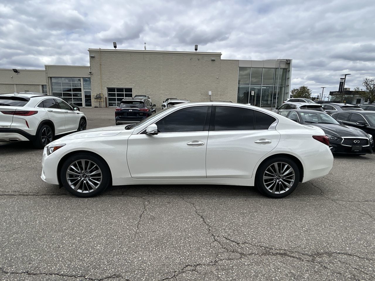 2023 Infiniti Q50