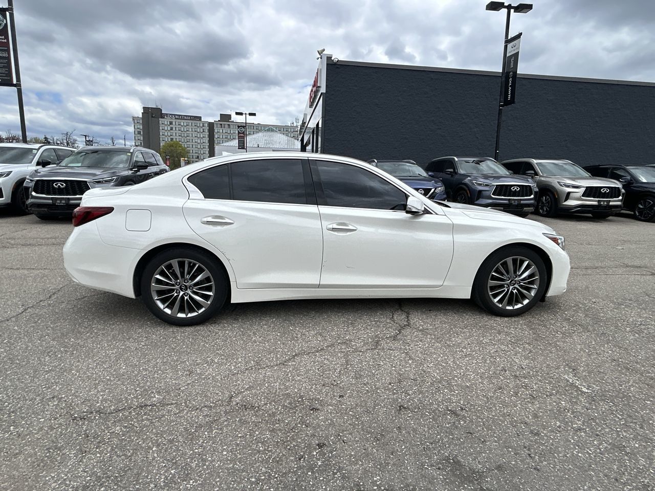 2023 Infiniti Q50