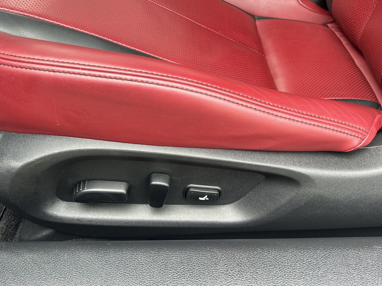 2022 Infiniti Q60 in Mississauga, Ontario