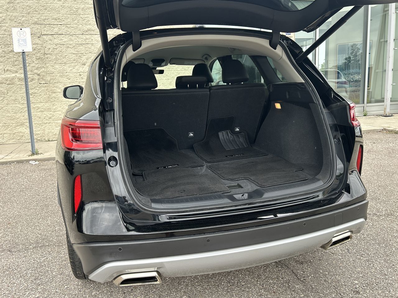 2023 Infiniti QX50 in Mississauga, Ontario