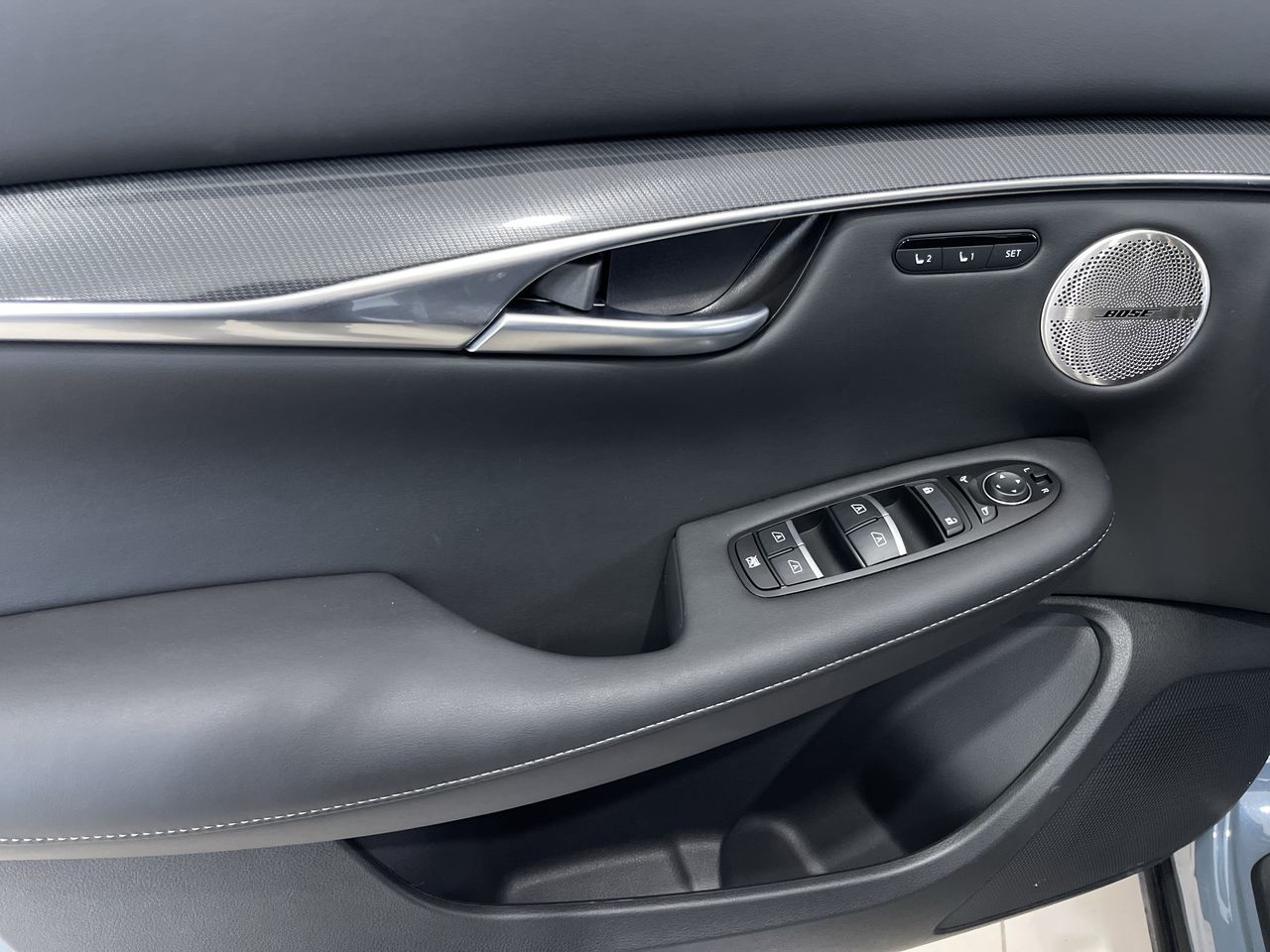 2025 Infiniti QX50 in Mississauga, Ontario