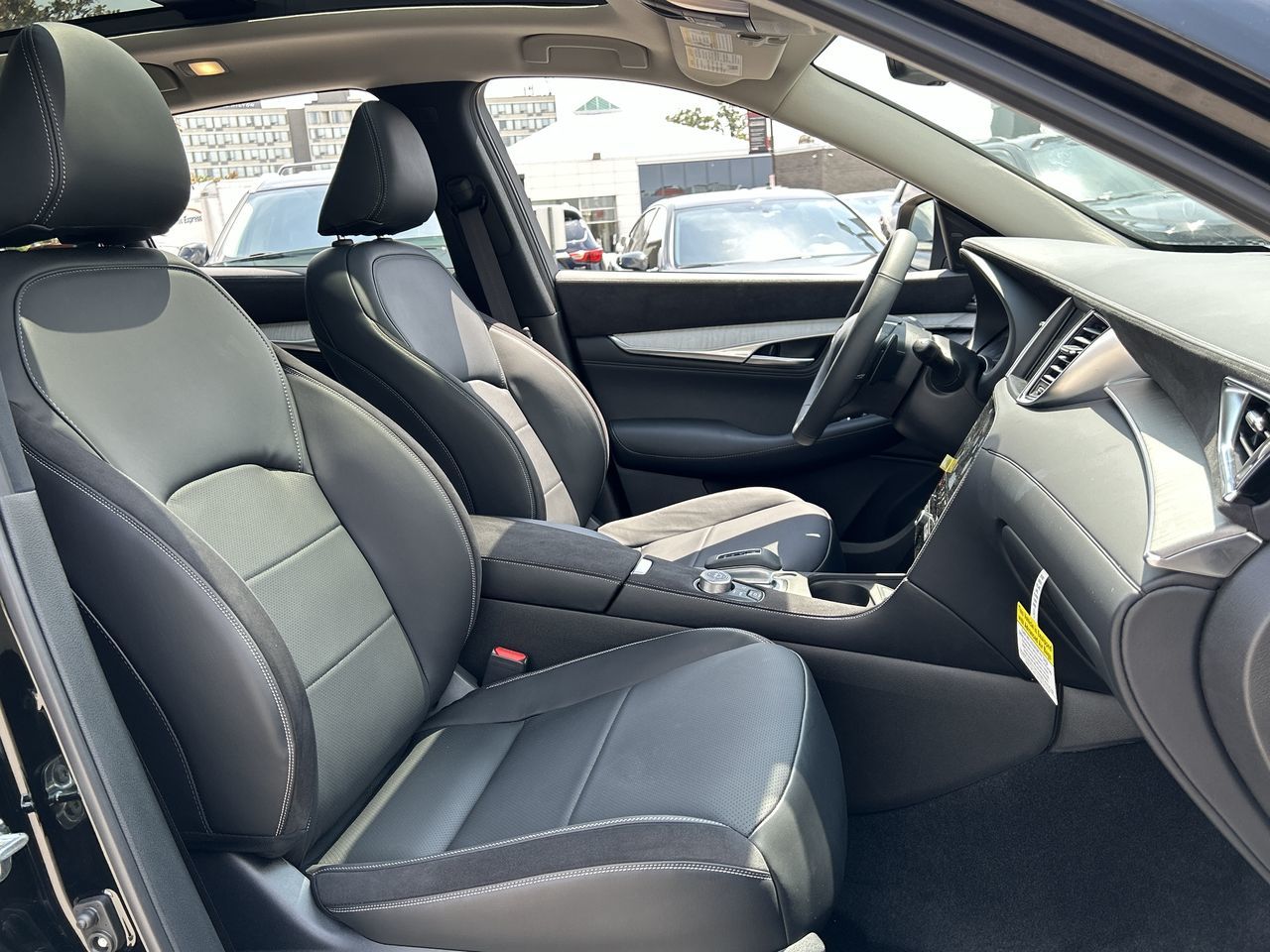 2025 Infiniti QX50 in Mississauga, Ontario