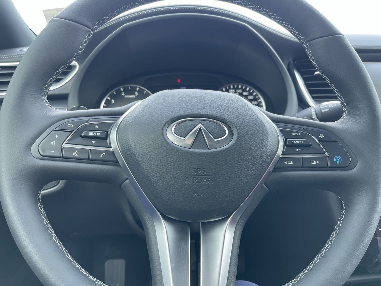 2025 Infiniti QX50 in Mississauga, Ontario