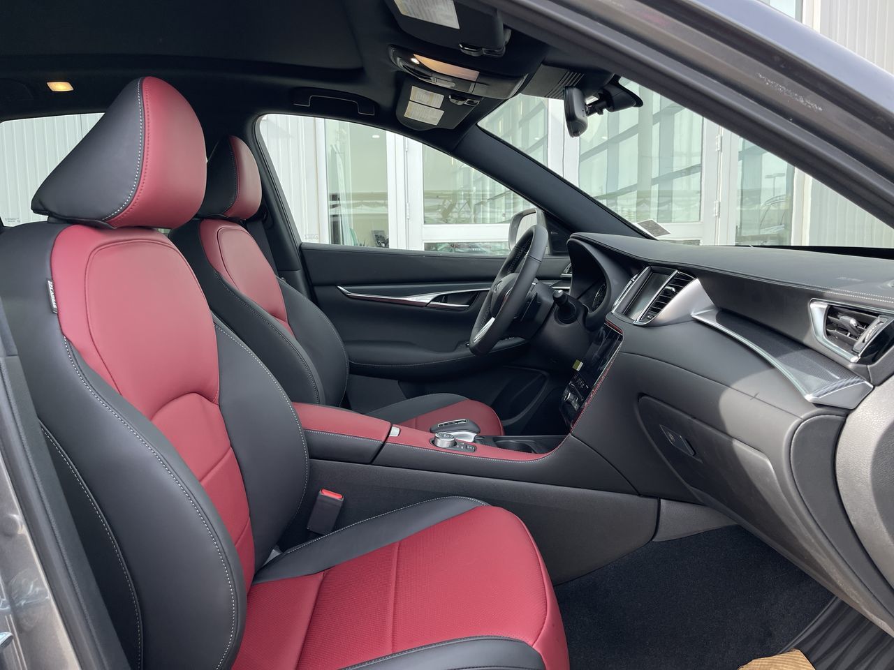 2025 Infiniti QX50 in Mississauga, Ontario