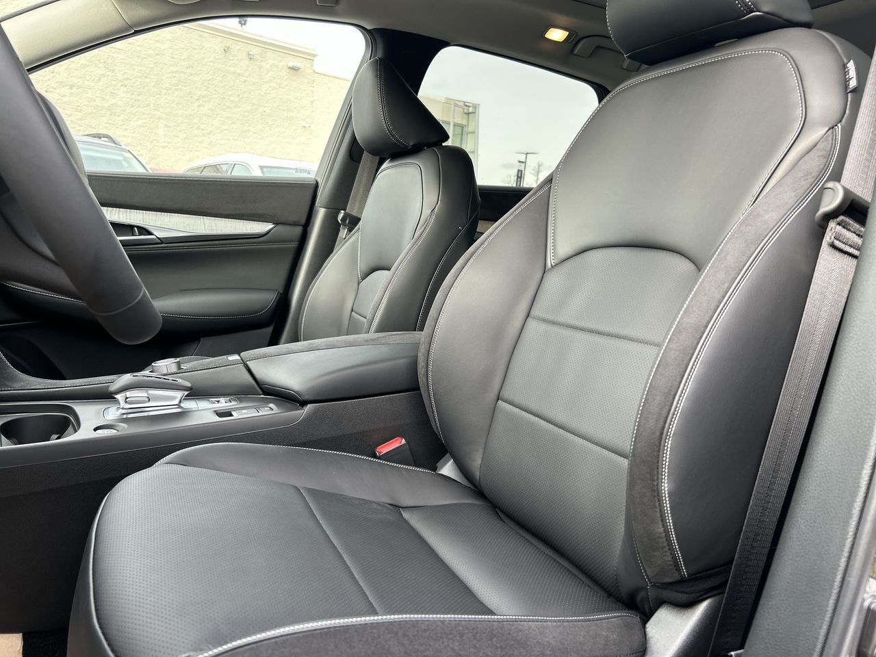 2025 Infiniti QX50 in Mississauga, Ontario