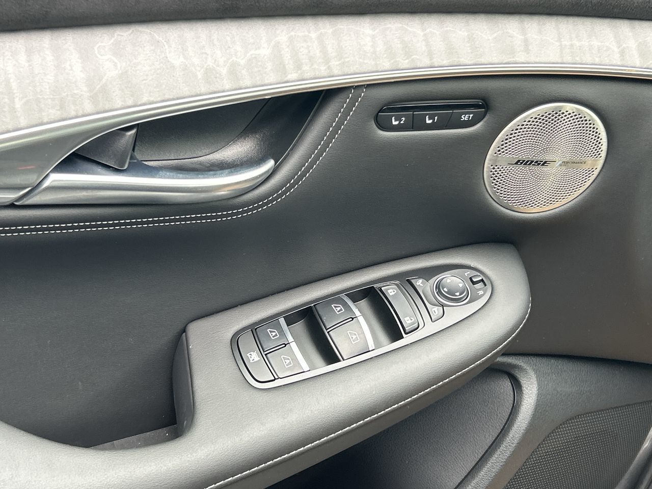 2025 Infiniti QX50 in Mississauga, Ontario