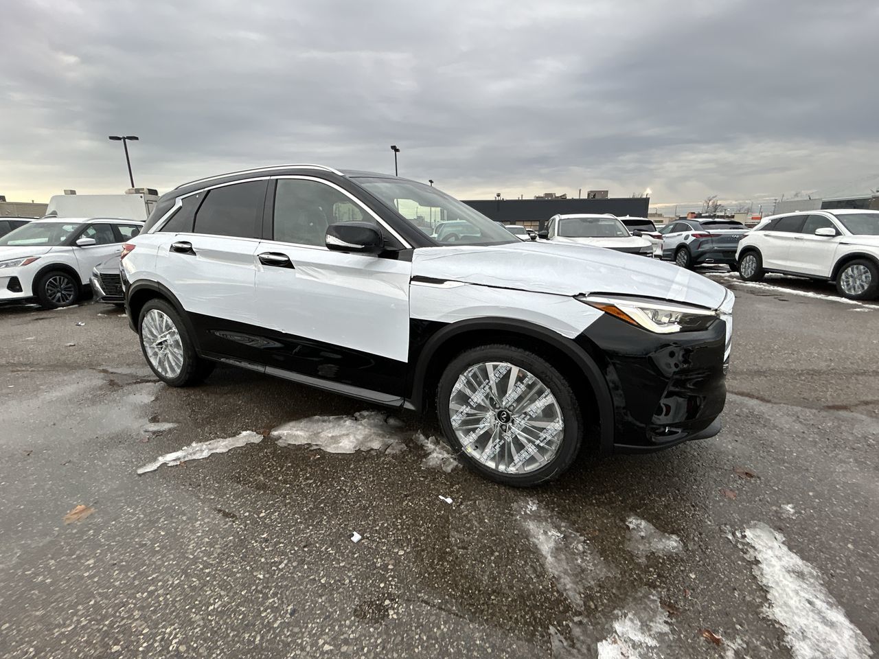 2025 Infiniti QX50 in Mississauga, Ontario
