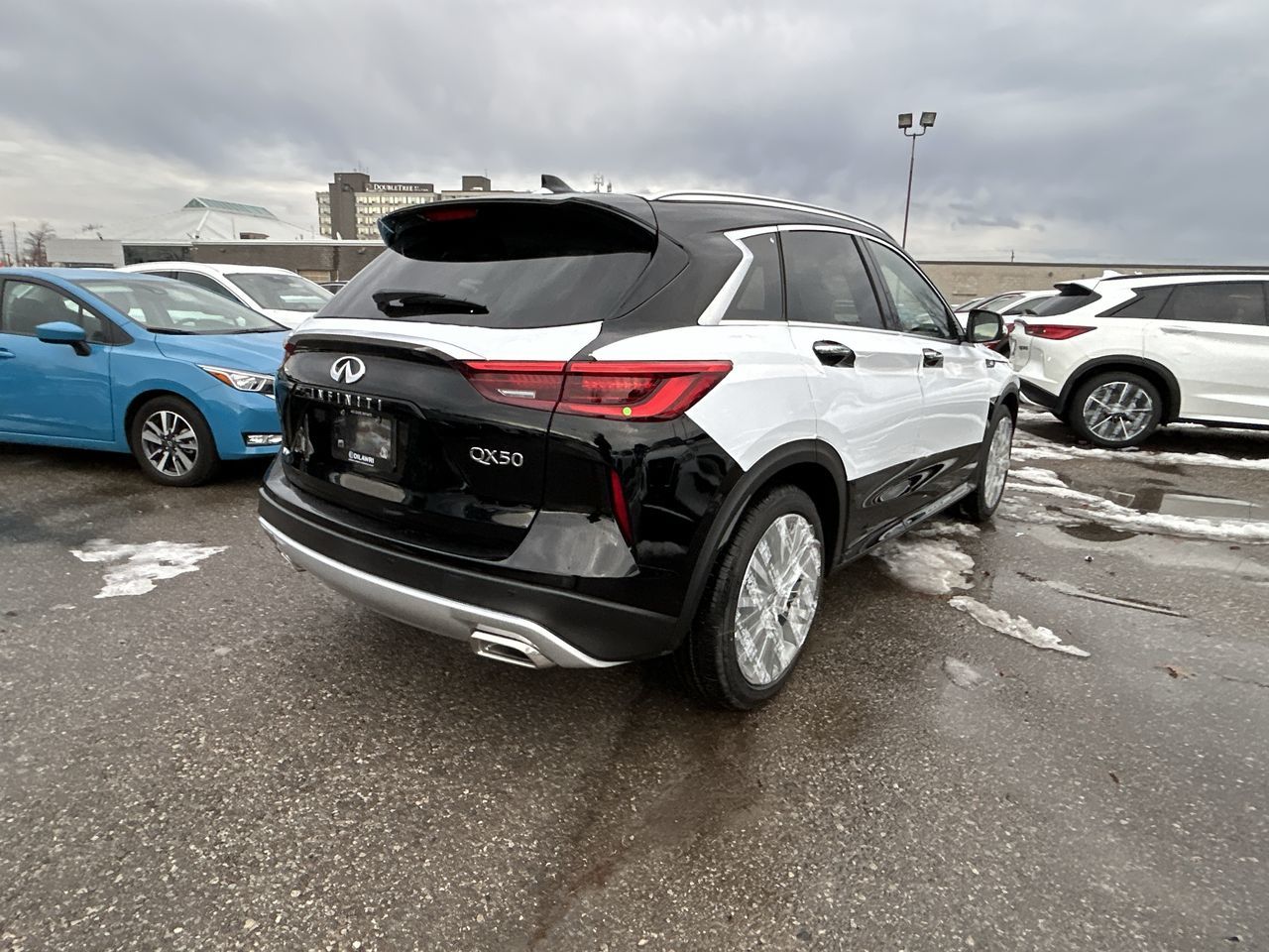 2025 Infiniti QX50 in Mississauga, Ontario