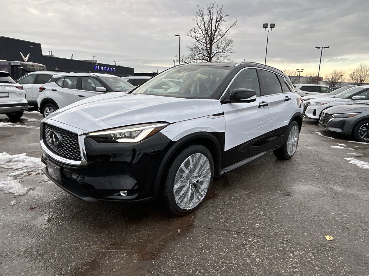 2025 Infiniti QX50 in Mississauga, Ontario