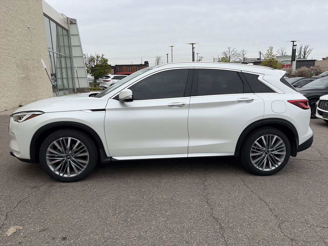2025 Infiniti QX50 in Mississauga, Ontario