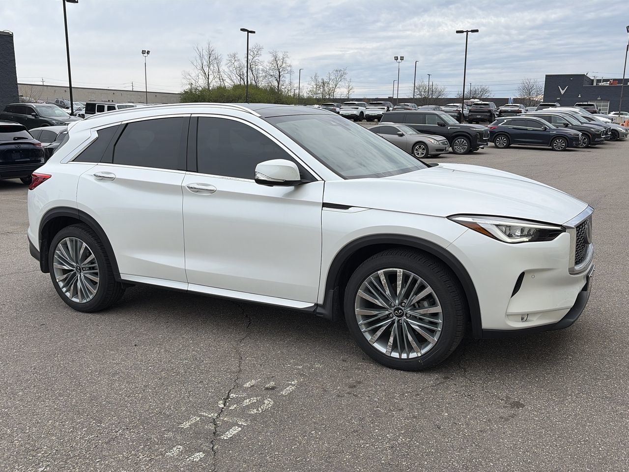 2025 Infiniti QX50 in Mississauga, Ontario