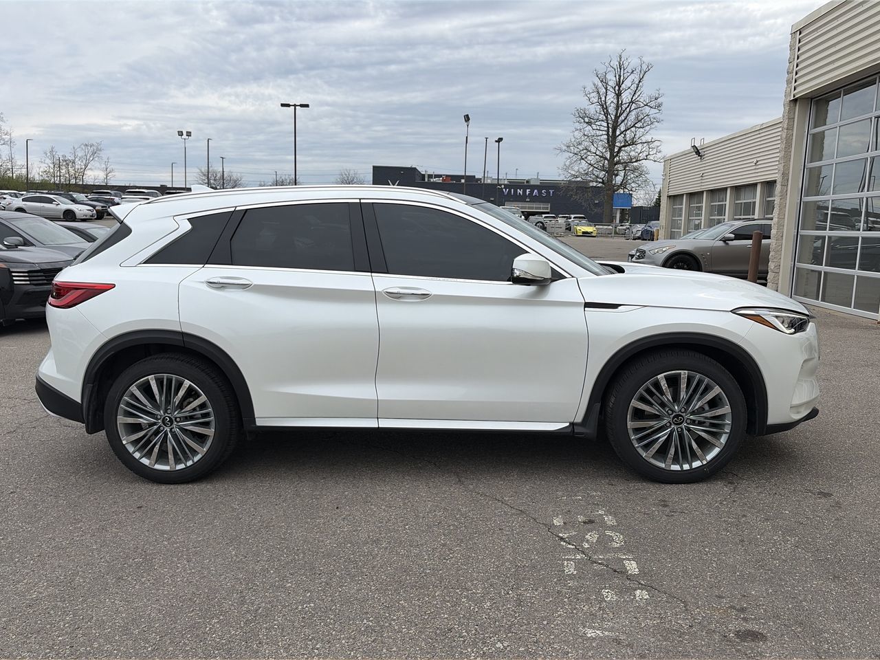 2025 Infiniti QX50 in Mississauga, Ontario
