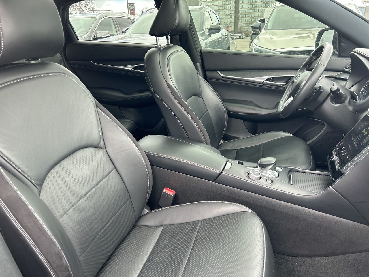2022 Infiniti QX55 in Mississauga, Ontario