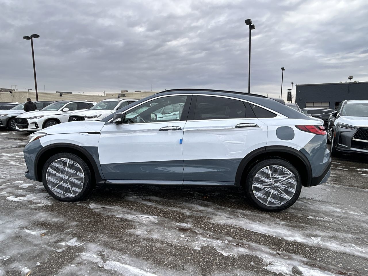 2025 Infiniti QX55 in Mississauga, Ontario