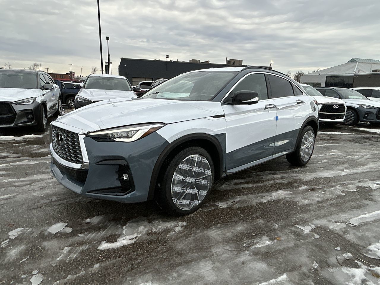 2025 Infiniti QX55 in Mississauga, Ontario