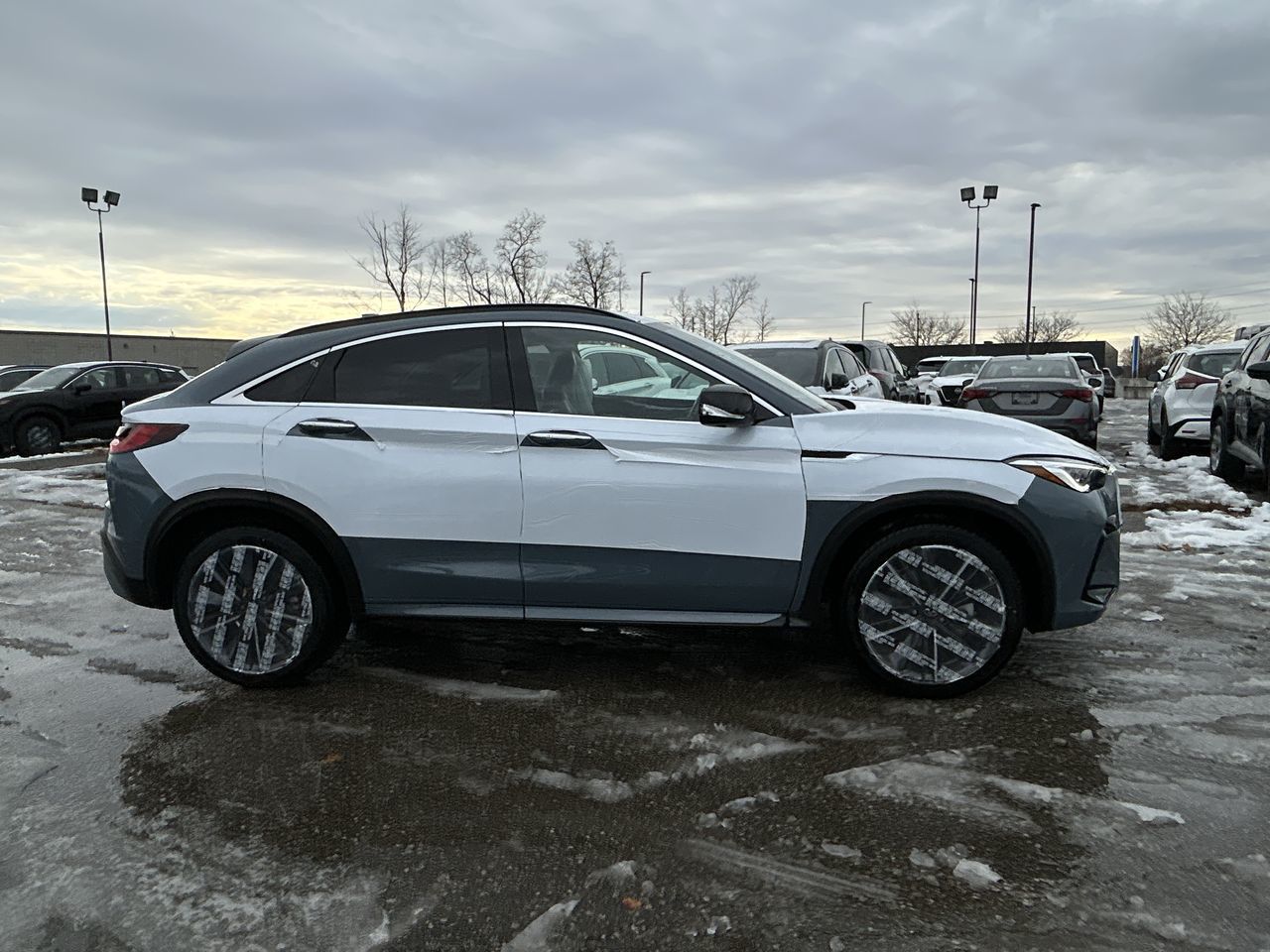 2025 Infiniti QX55 in Mississauga, Ontario