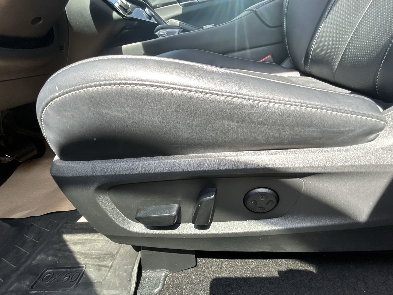 2023 Infiniti QX60 in Mississauga, Ontario