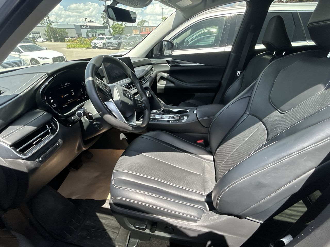 2023 Infiniti QX60 in Mississauga, Ontario