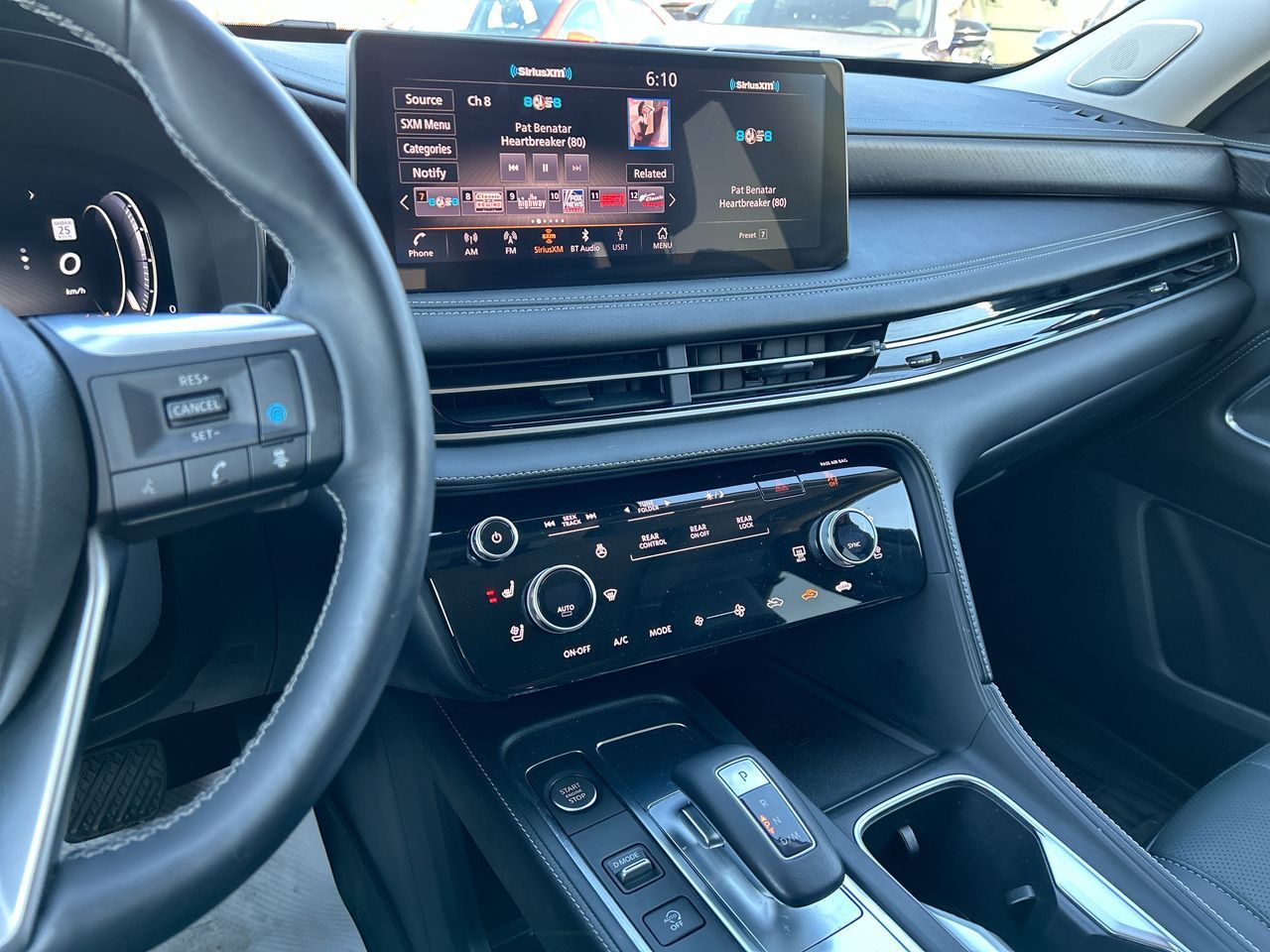 2023 Infiniti QX60 in Mississauga, Ontario