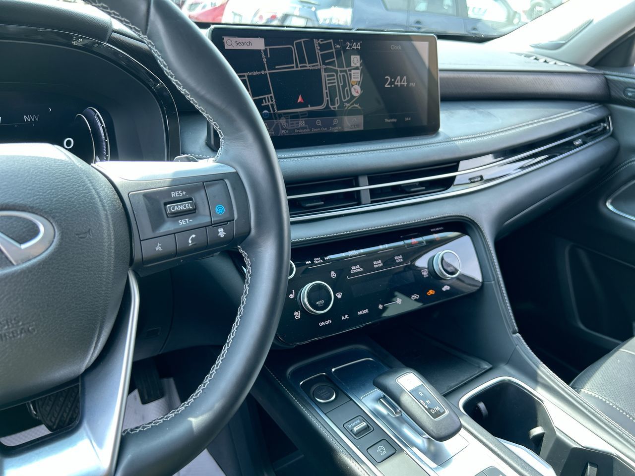 2023 Infiniti QX60 in Mississauga, Ontario