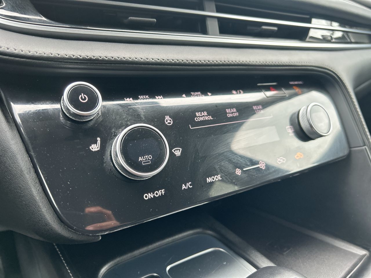 2023 Infiniti QX60 in Mississauga, Ontario