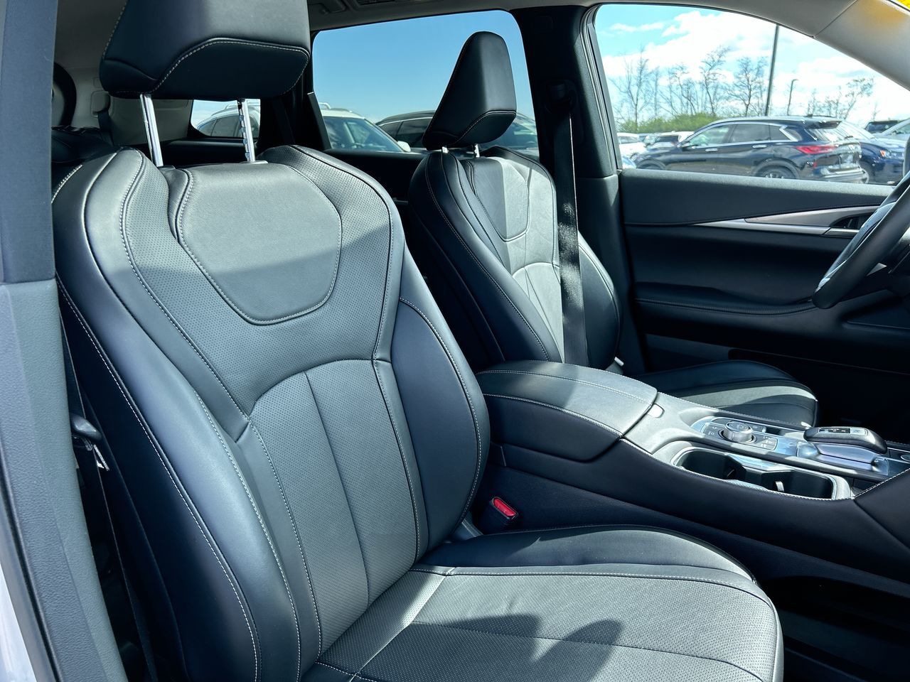 2023 Infiniti QX60 in Mississauga, Ontario