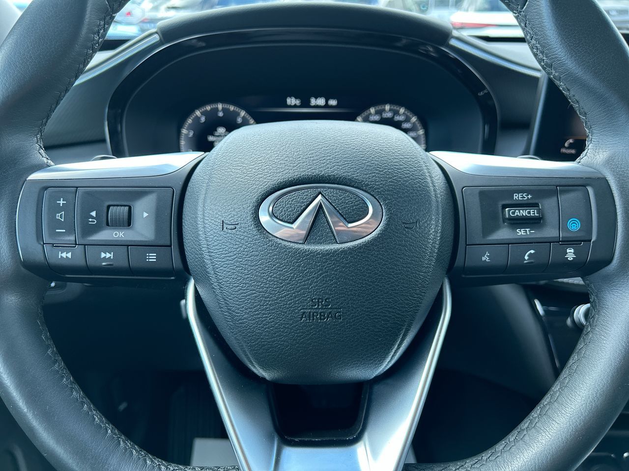 2023 Infiniti QX60 in Mississauga, Ontario