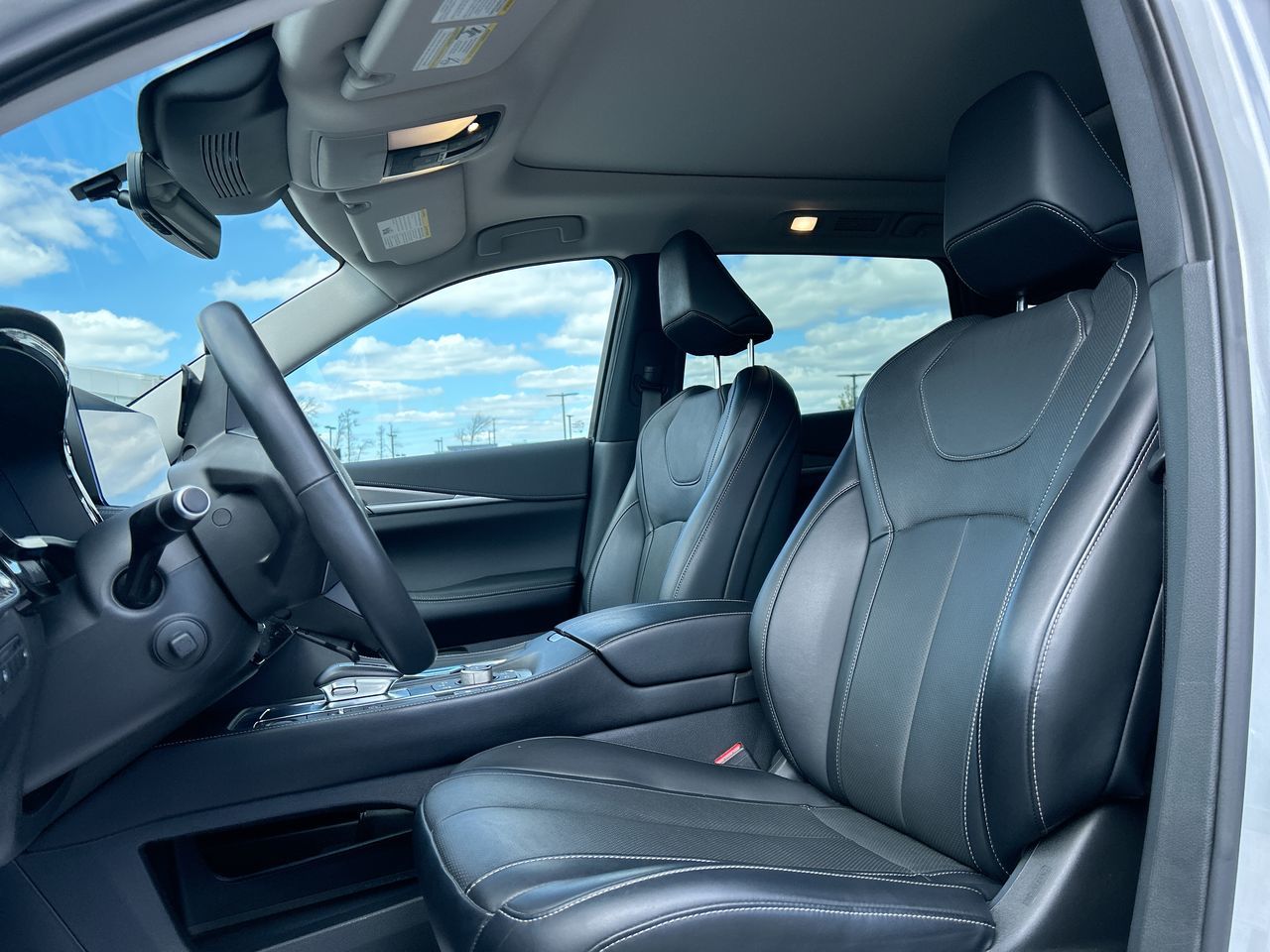 2023 Infiniti QX60 in Mississauga, Ontario