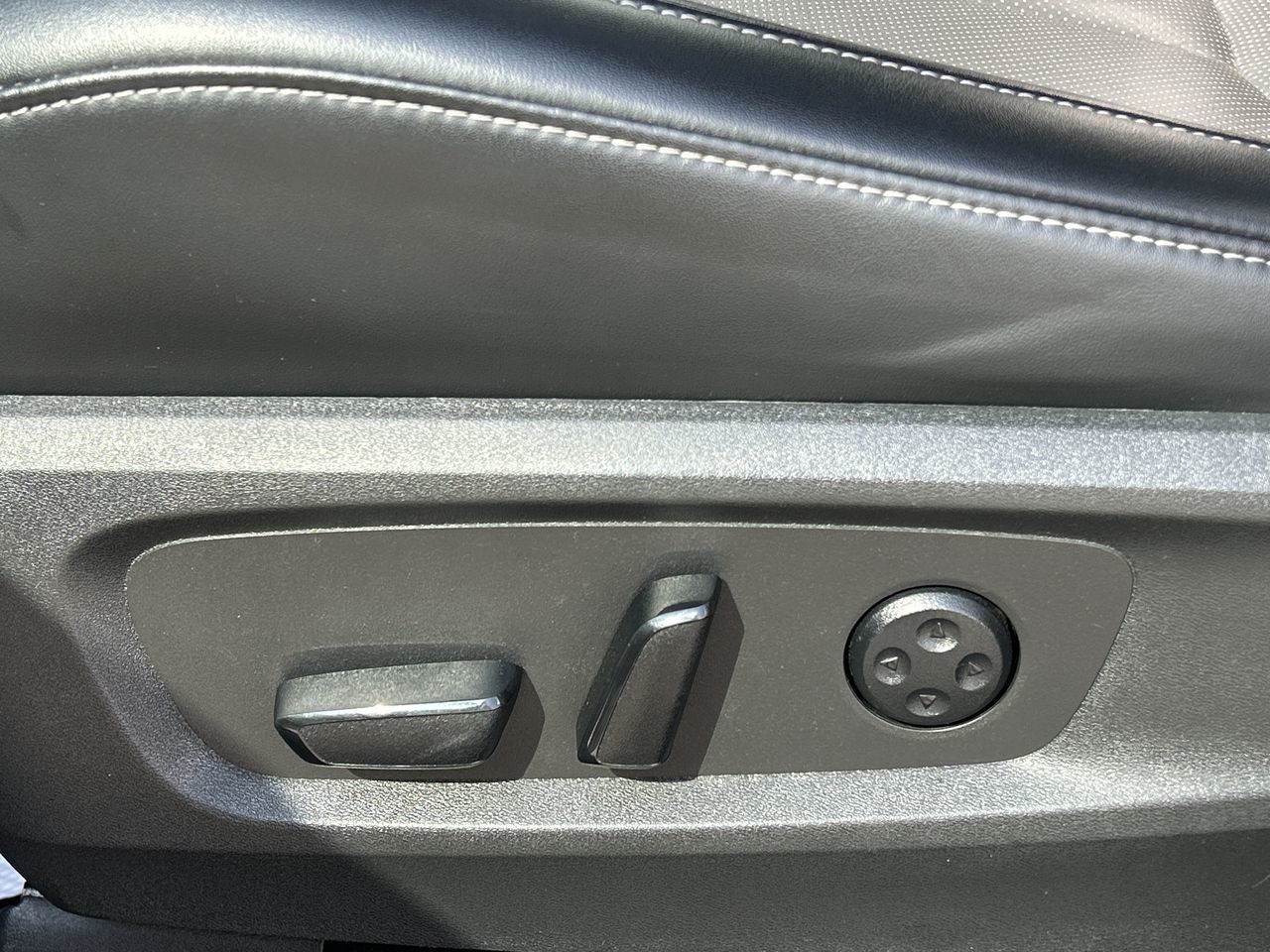 2023 Infiniti QX60 in Mississauga, Ontario