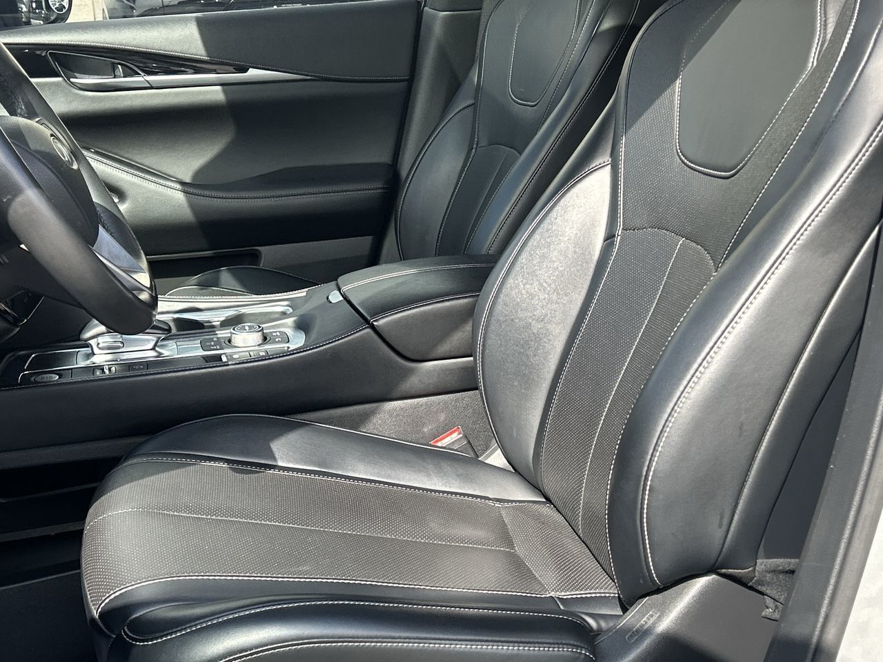 2023 Infiniti QX60 in Mississauga, Ontario