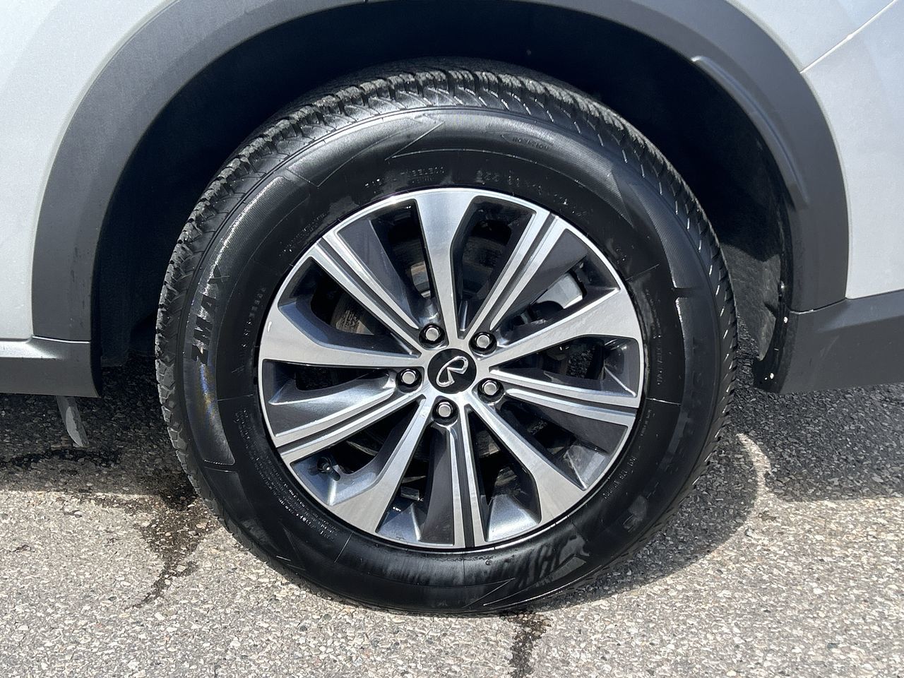 2023 Infiniti QX60 in Mississauga, Ontario