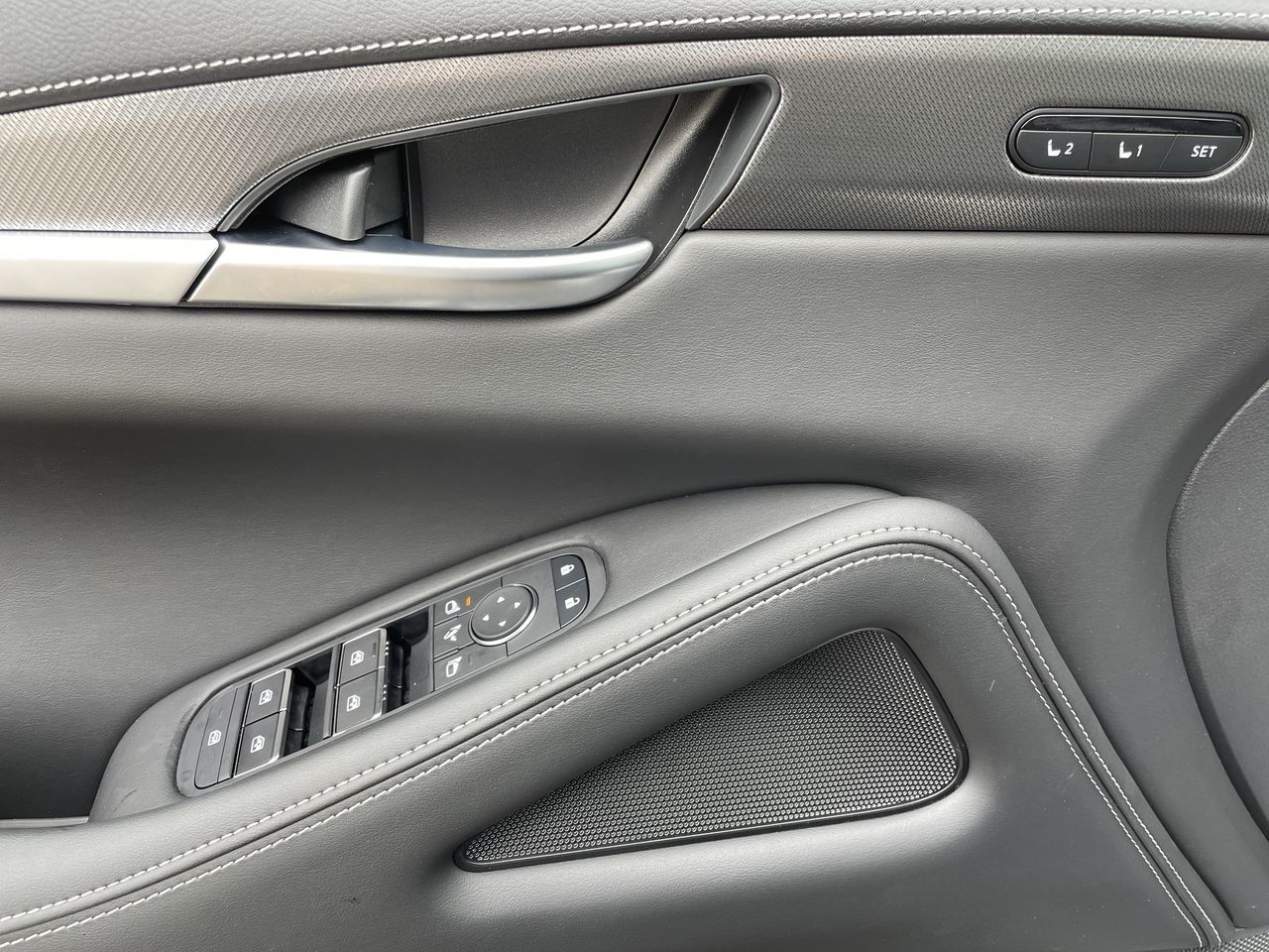 2023 Infiniti QX60 in Mississauga, Ontario