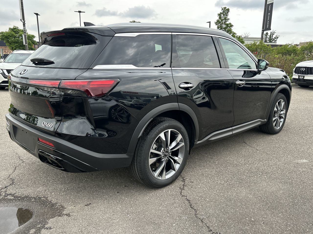 2024 Infiniti QX60 in Mississauga, Ontario