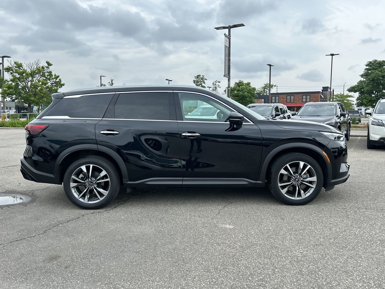 2024 Infiniti QX60 in Mississauga, Ontario