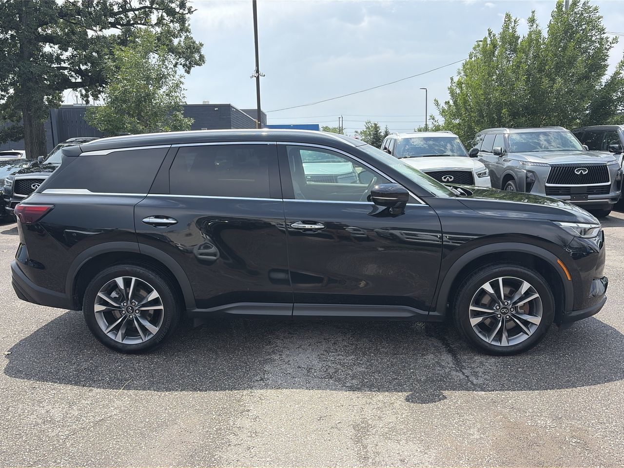 2024 Infiniti QX60 in Mississauga, Ontario