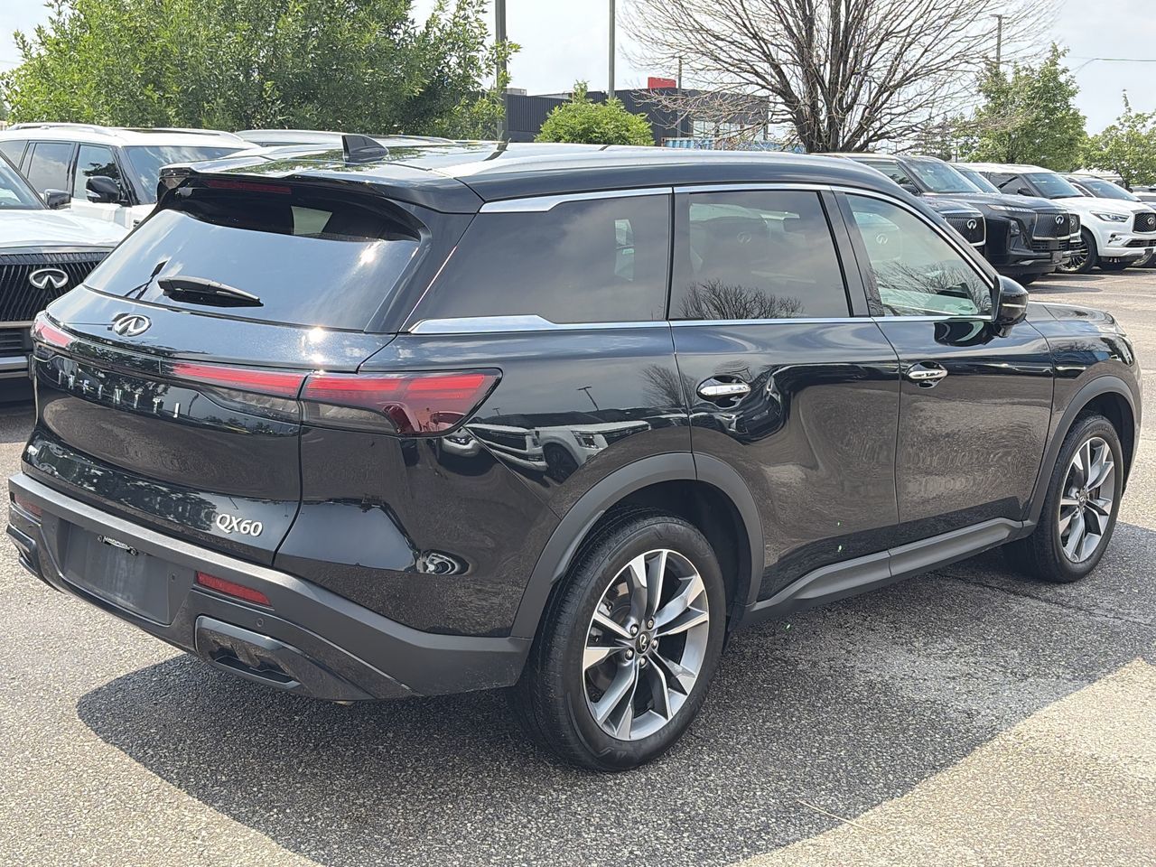 2024 Infiniti QX60 in Mississauga, Ontario
