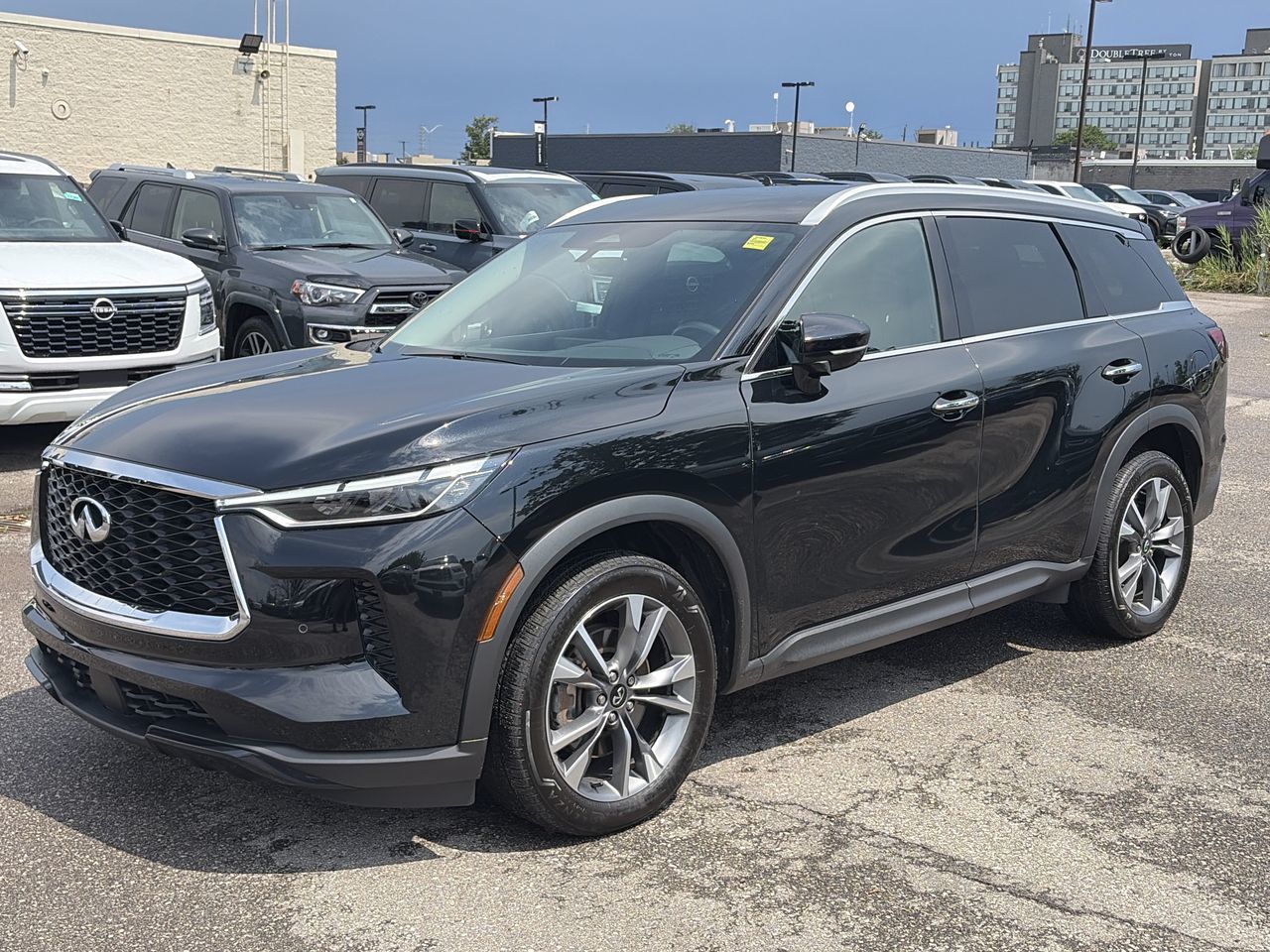 2024 Infiniti QX60 in Mississauga, Ontario