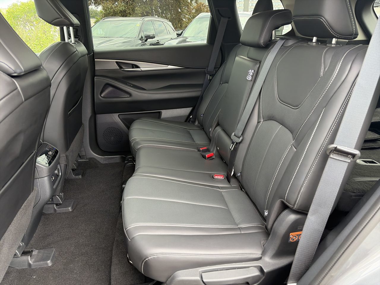 2024 Infiniti QX60 in Mississauga, Ontario
