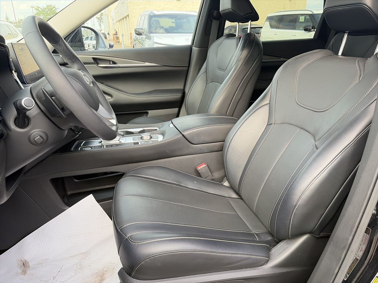 2024 Infiniti QX60 in Mississauga, Ontario