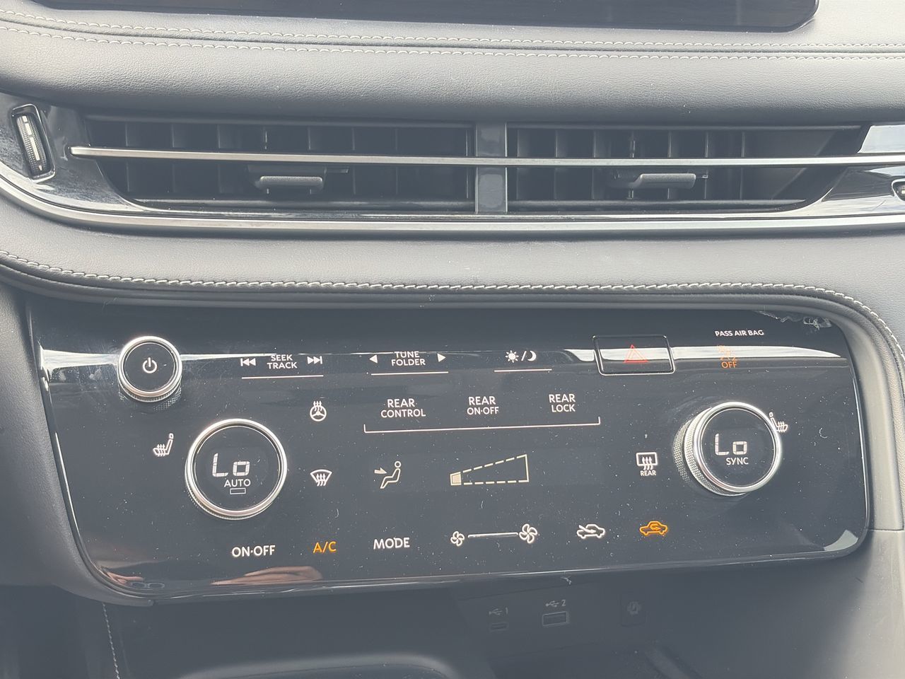 2024 Infiniti QX60 in Mississauga, Ontario