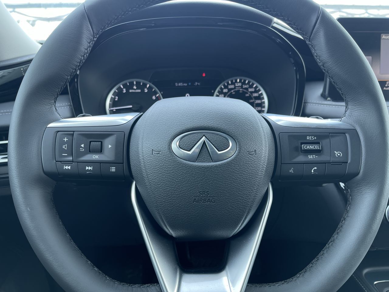 2025 Infiniti QX60 in Mississauga, Ontario