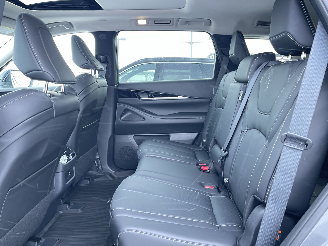 2025 Infiniti QX60 in Mississauga, Ontario