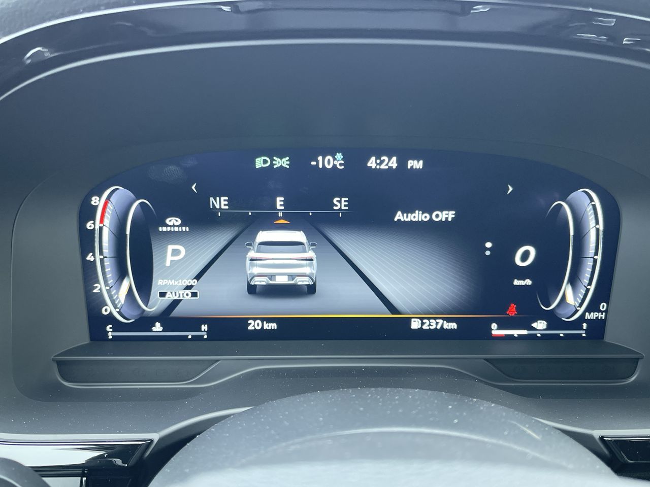 2025 Infiniti QX60 in Mississauga, Ontario