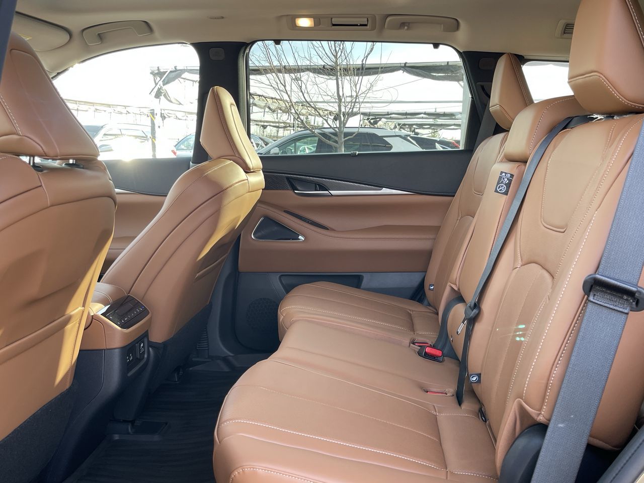2025 Infiniti QX60 in Mississauga, Ontario